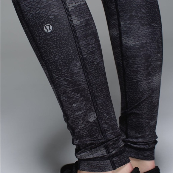 Lululemon Speed Tight II Size 2 - Picture 4 of 6